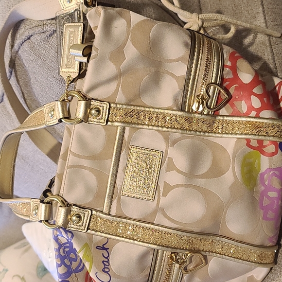 Coach Handbag - Picture 8 of 10